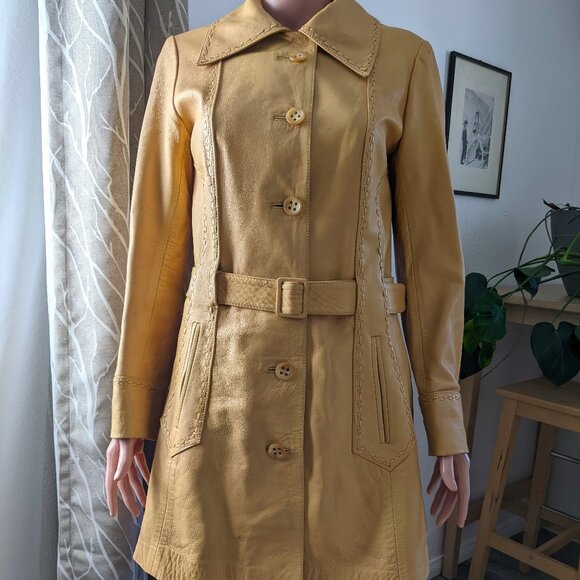 Leda of Spain Jackets & Blazers - Leda Spain by Gropper Vintage 70s Soft Leather Belted Trench Coat / Jacket - S/M